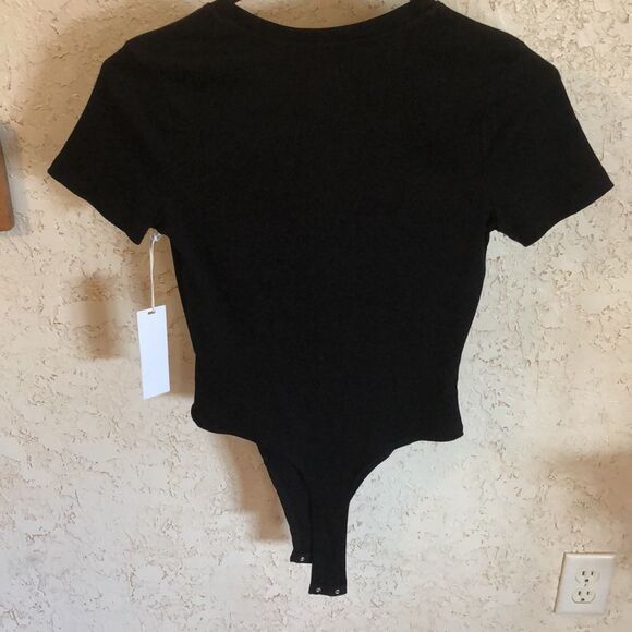 NWT EVERY Button front bodysuit - Picture 10 of 11